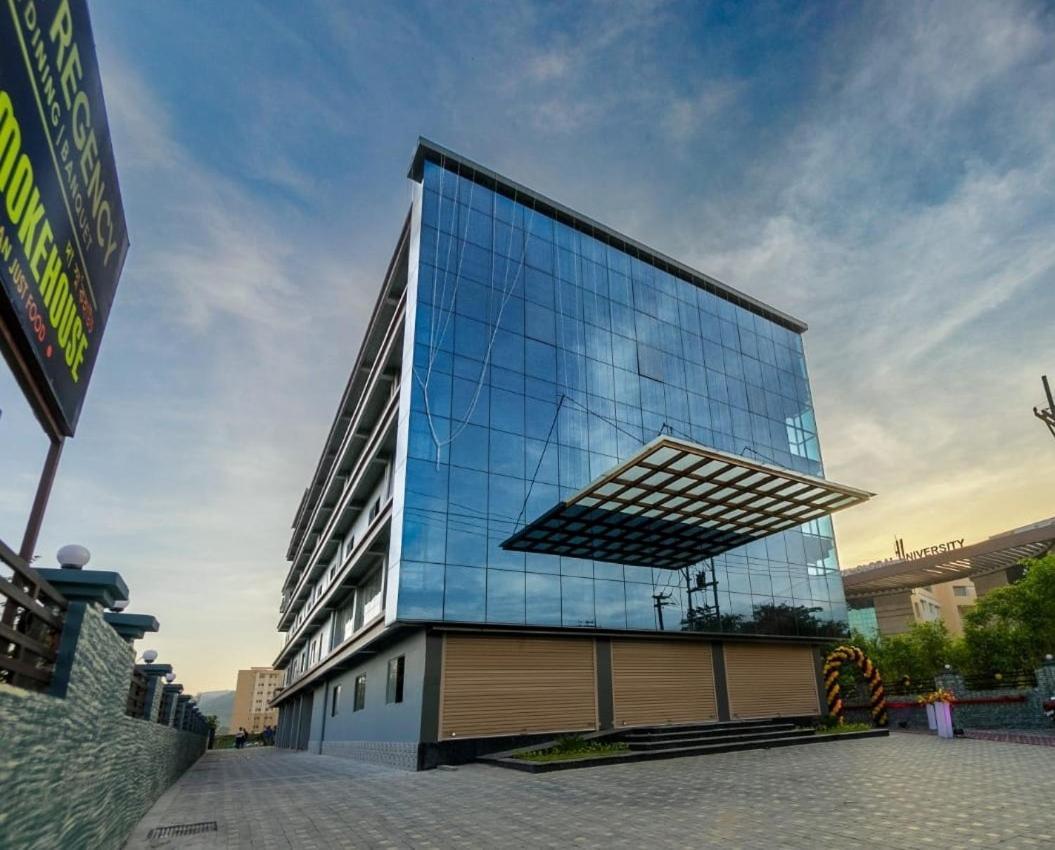 Silver Regency Guwahati Luaran gambar
